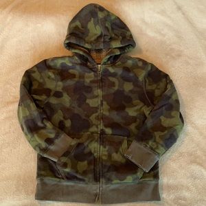Used Boy Full Zip Camo Hoodie size M (7/8)